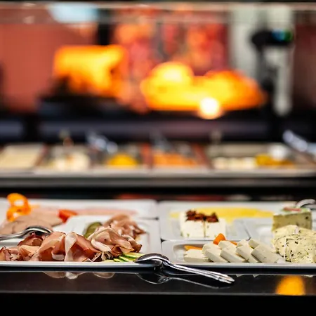 Hotel Hotel Gruenkraft By Steiger Hotels 4*