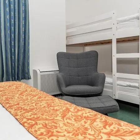 酒店 Parkhotel By Steiger 4*